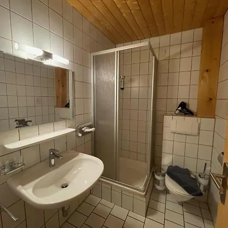 Konukevi Apartpension Barenwirt *