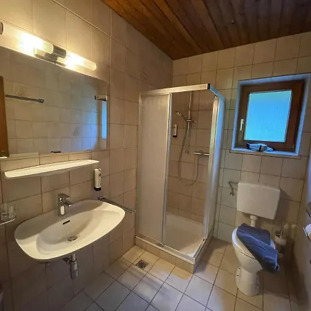 Apartpension Barenwirt Konukevi *